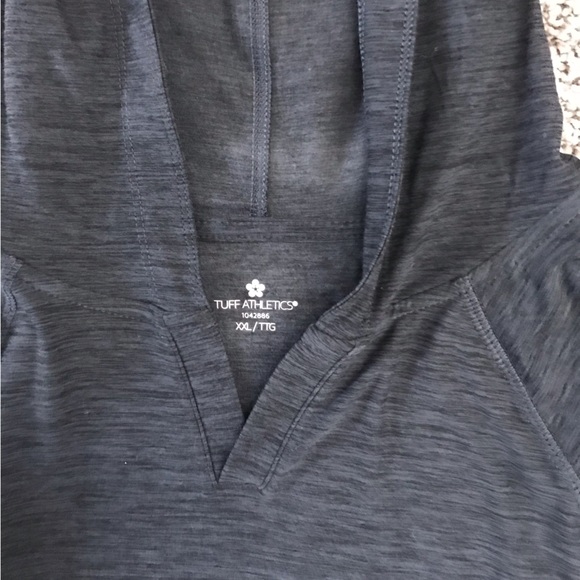 Tuff Athletics size XXL hooded long sleeve top - Picture 2 of 2